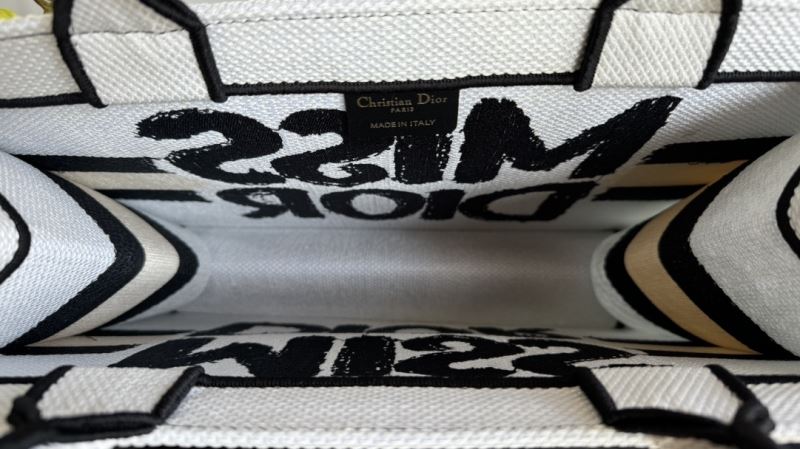chr1st1an D10r shopping bags